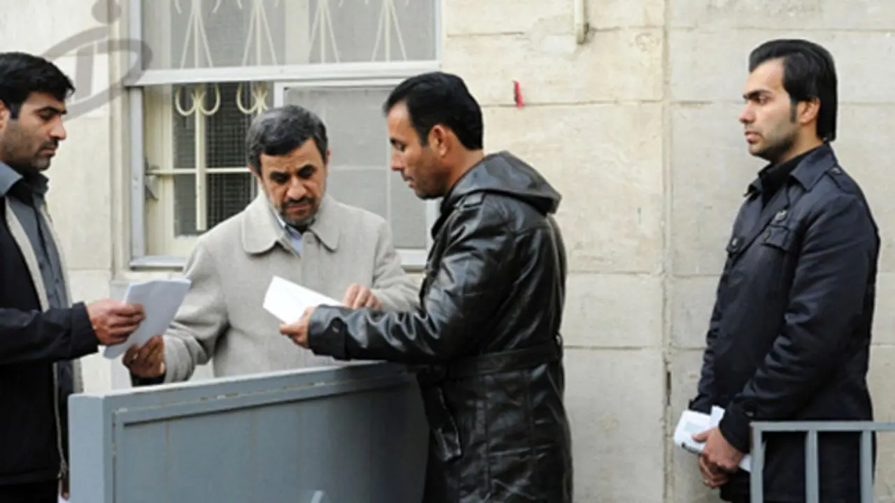 به نارمک بروید و نامه خود را به احمدی‌نژاد بدهید / او هنوز نامه می‌گیرد