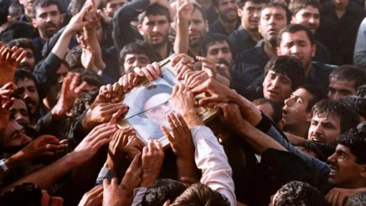 اولین و آخرین خواننده‌ای که امام خمینی را دید چه کسی بود؟+عکس