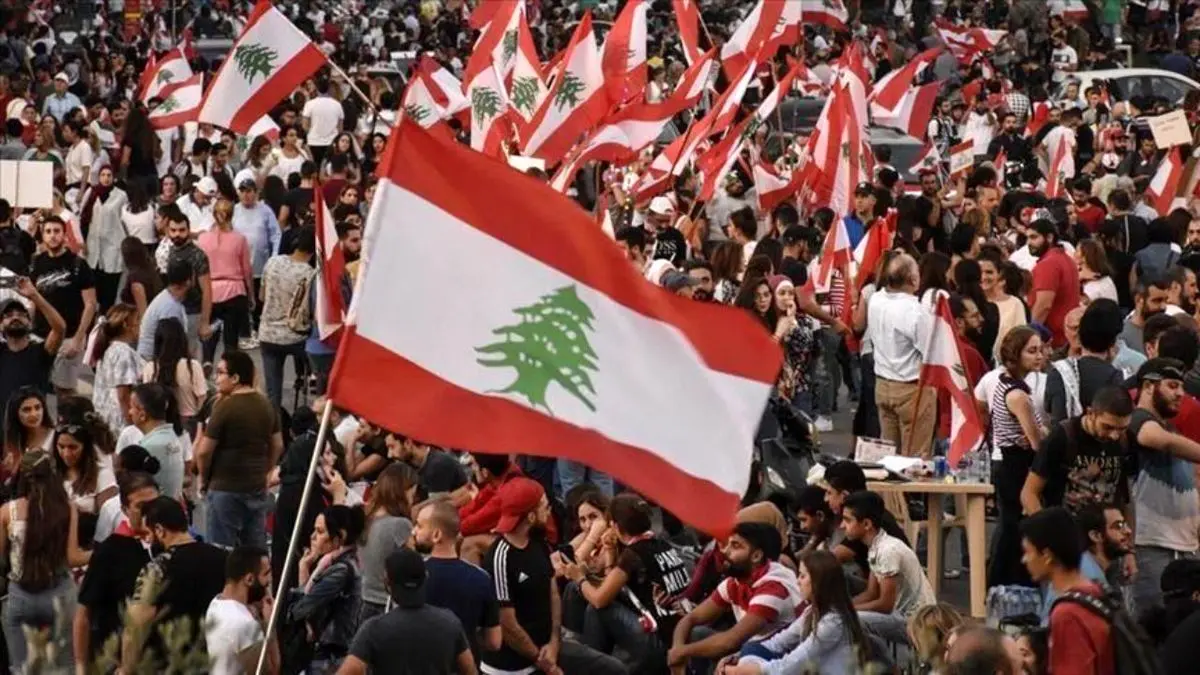 نقش رهبران جریان 14 مارس در تظاهرات لبنان پررنگ است
