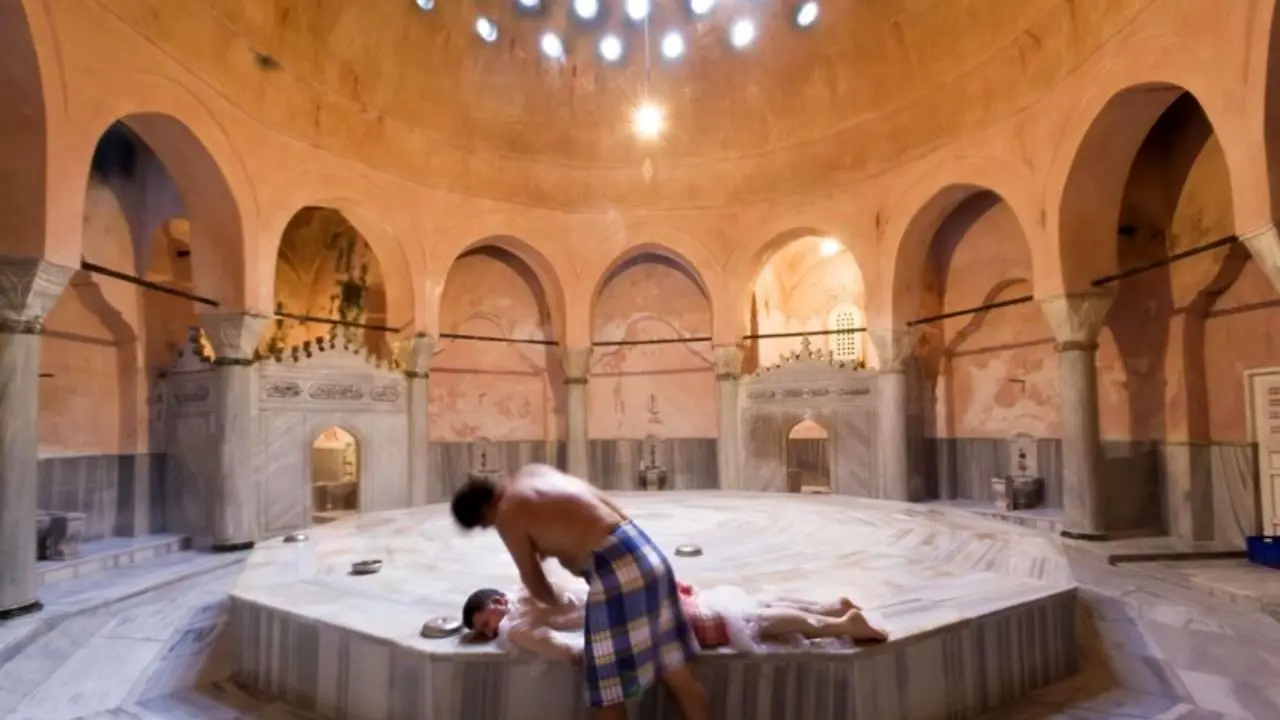 حمام‌های سنتی ترکیه این‌گونه با رعایت پروتکل‌ها باز شدند+عکس