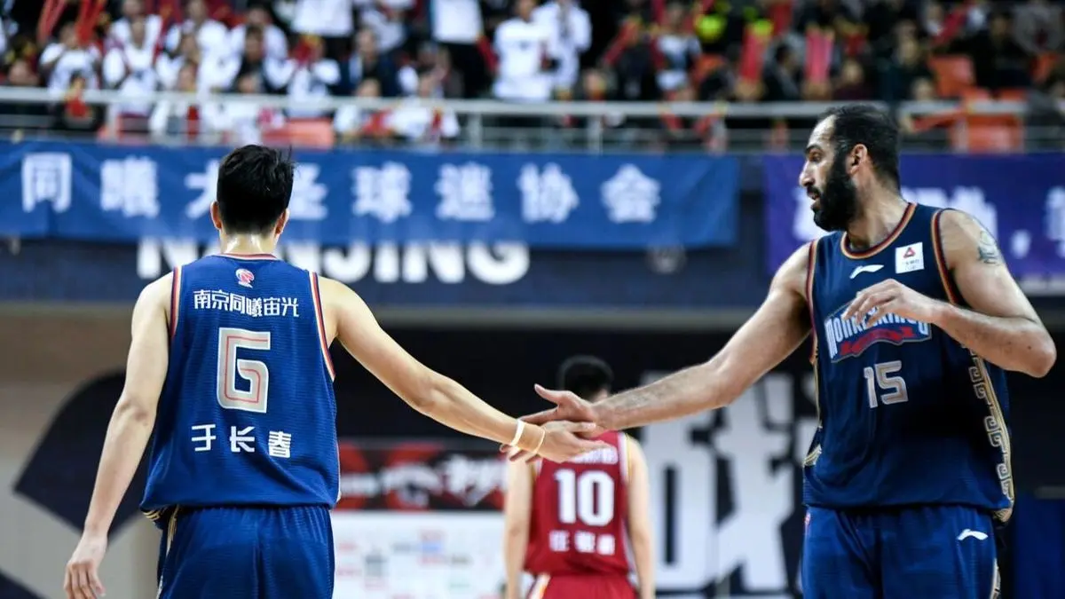 شروع دوباره لیگ بسکتبال چین از پایان خردادماه