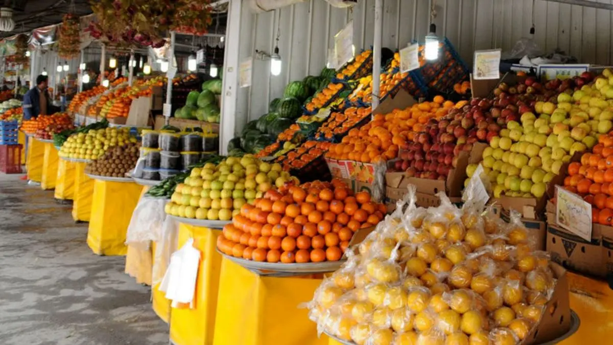 میوه در بازار تره‌بار، 40 درصد از سطح شهر ارزان‌تر است
