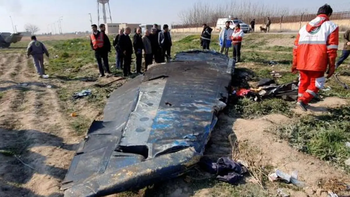 به جا مانده از حادثه هواپیمای اوکراینی: 3 نفر در بازداشت به سر می‌برند