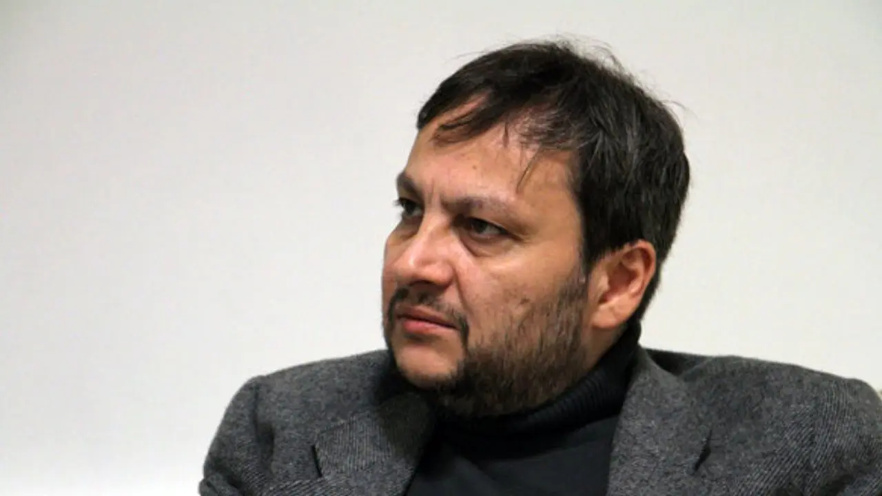 سیدعلی میرفتاح از سردبیری روزنامه اعتماد استعفا داد