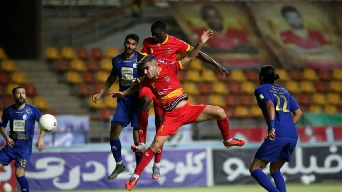 دلیل اخراج علی کریمی چه بود؟