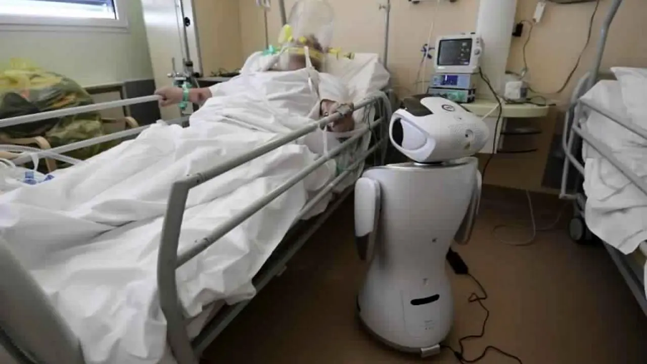 ویروس کرونا| روبات قاتل ویروس کرونا در بحرین ساخته شد
