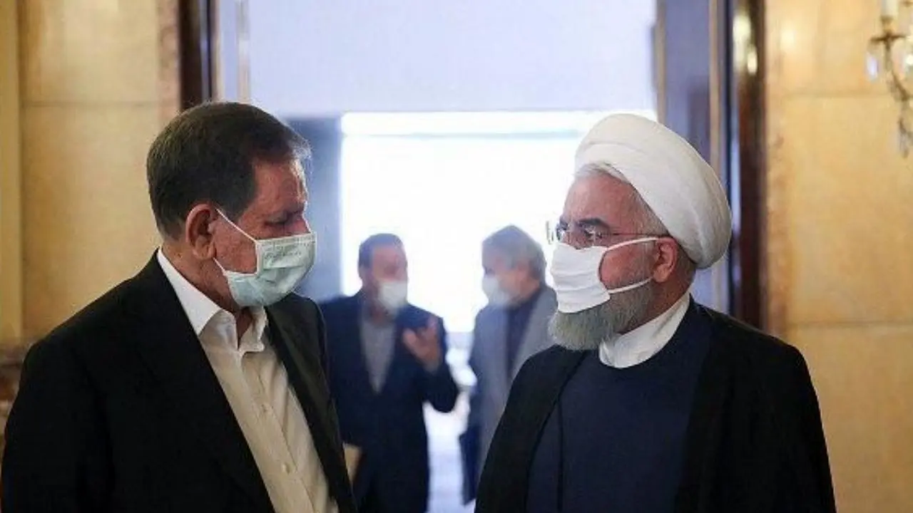 گفتگوی روحانی و جهانگیری در حاشیه جلسه ستاد اقتصادی دولت + تصاویر
