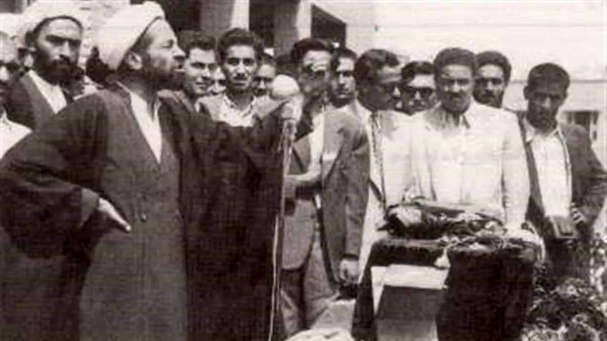 وقتی امام خمینی (ره) جشن نیمه شعبان را ممنوع اعلام کرد
