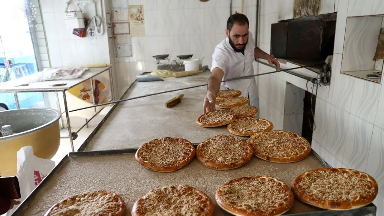 نانوایان خواهان تعیین قیمت جدیدبرای نان هستند