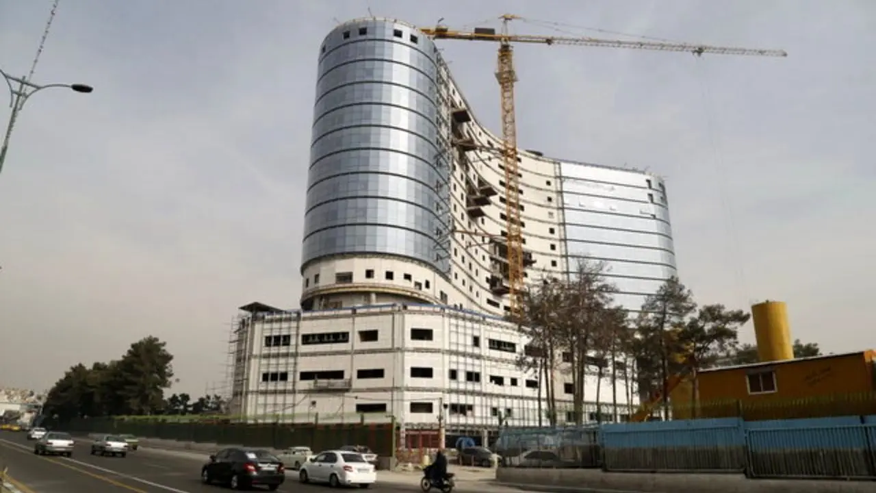 ساختمان جدید بیمارستان امام خمینی، تاییدیه‌های آتش نشانی را دارد؟