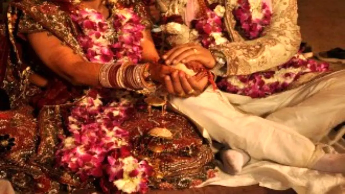 دور دنیا| نخست‌وزیر هند چگونه مانع از یک ازدواج شد؟