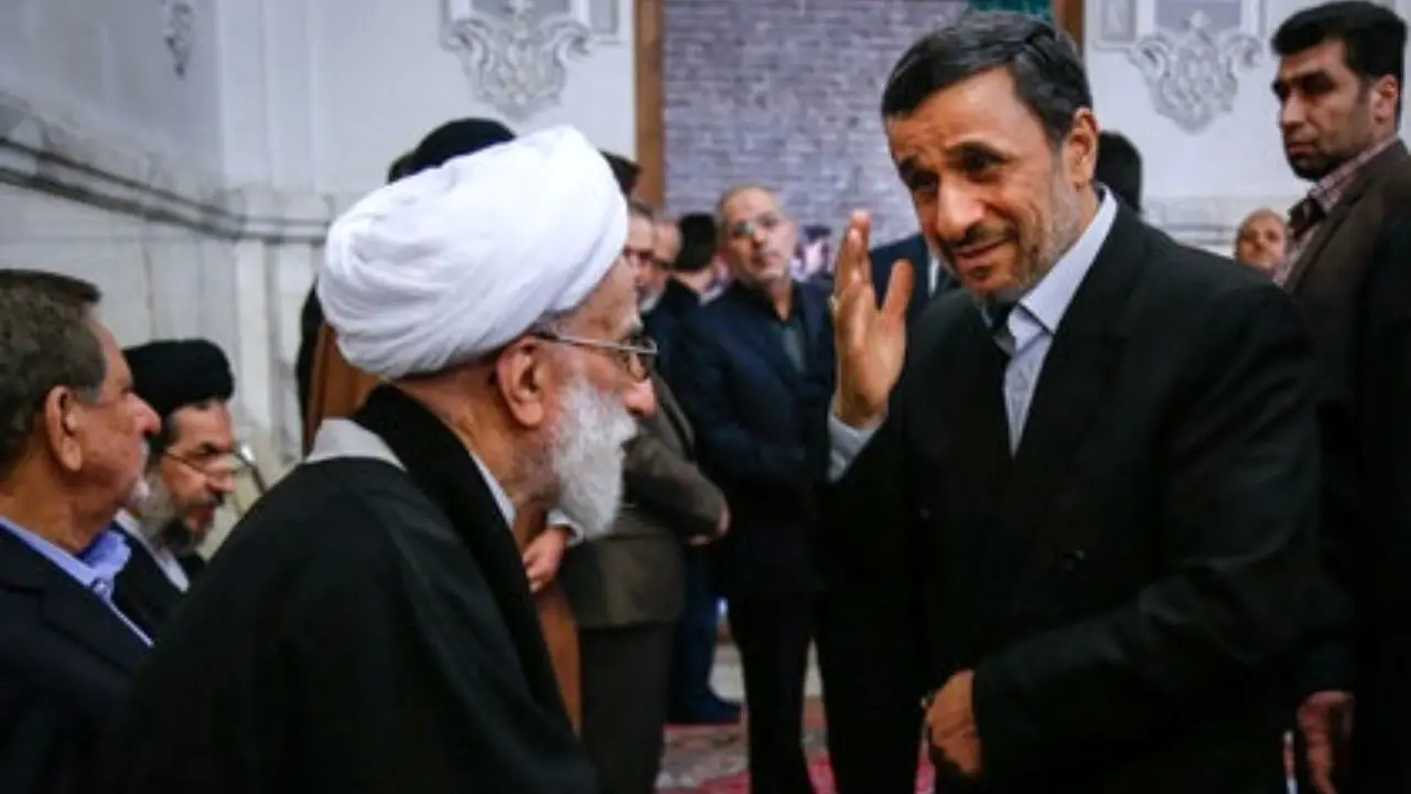 آیا احمدی‌نژاد باید با اعضای شورای نگهبان دیدار کند؟