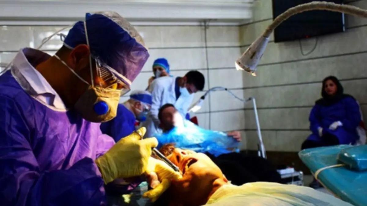 دندانپزشکان گروه جهادی در زندان ورامین حاضر شدند