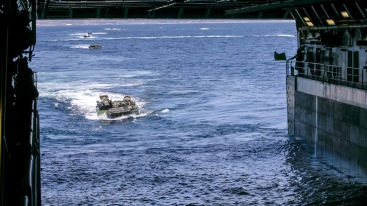 کشته و مفقود شدن 9 تفنگدار دریایی آمریکا در یک ماموریت آموزشی