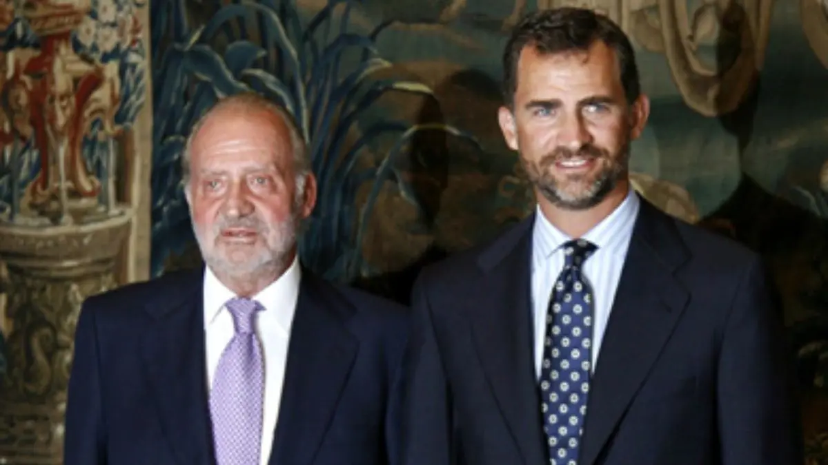 پادشاه سابق اسپانیا کشورش را ترک می کند