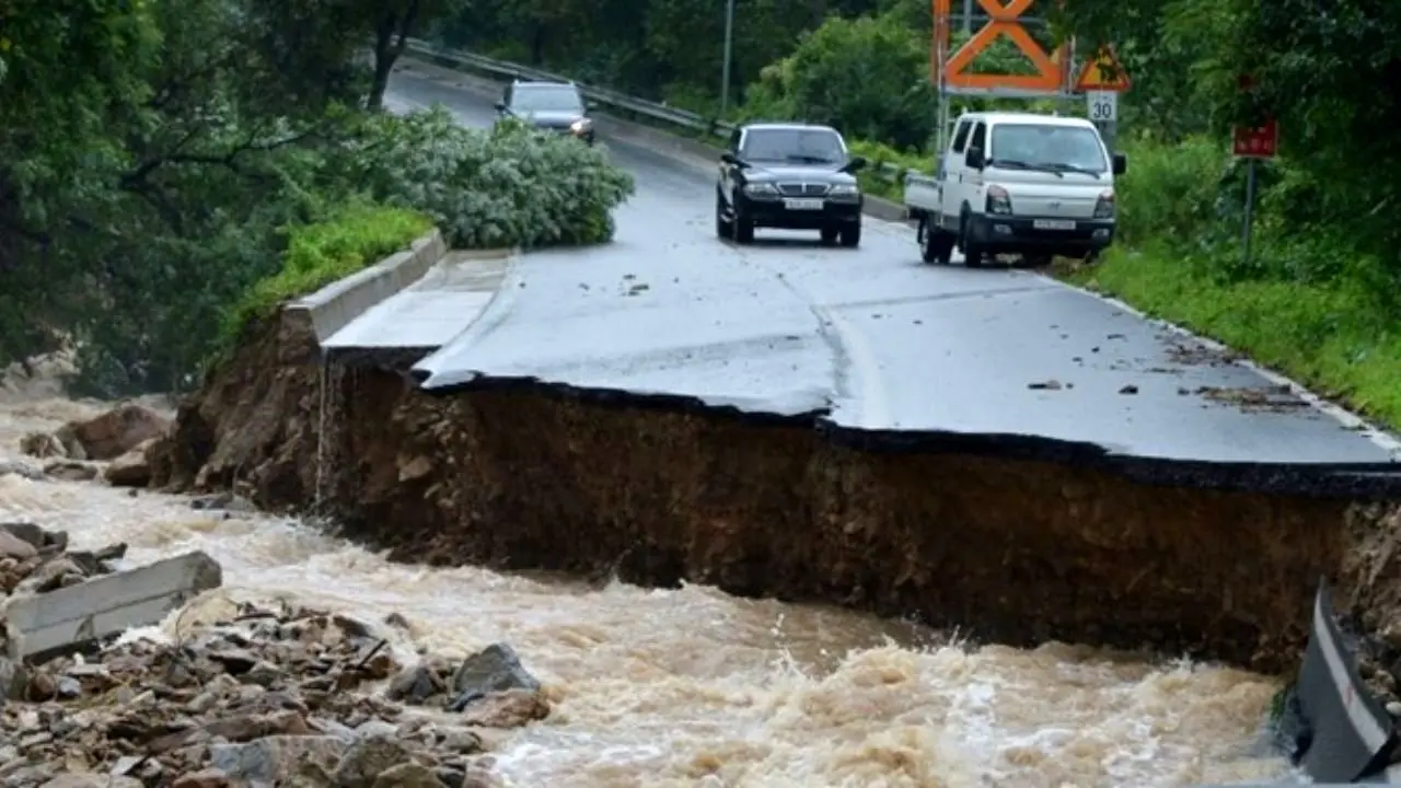 باران‌های موسمی در کره جنوبی حداقل 30 تن کشته و هزاران آواره برجا گذاشت