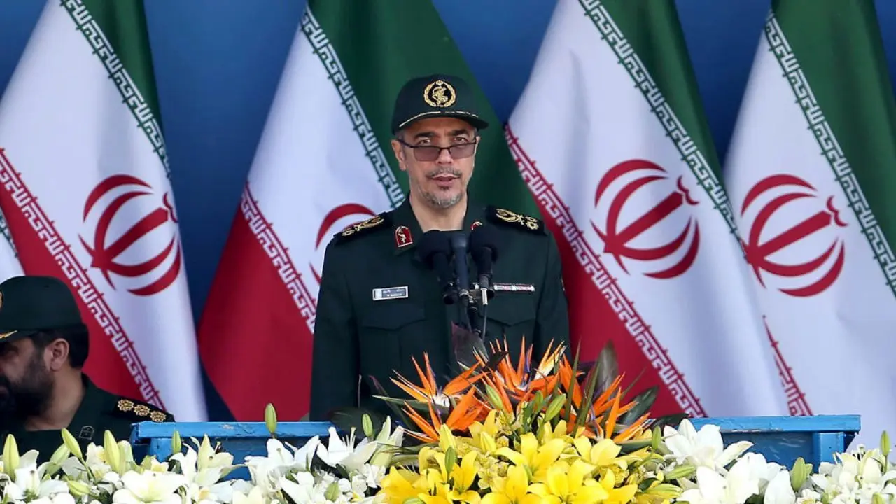 تقدیر رئیس ستاد کل نیروهای مسلح از پزشکان ایرانی