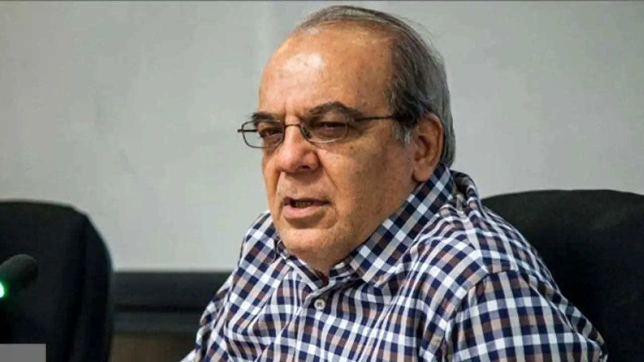 سیاست در ایران نیز غیرقابل فهم شده است