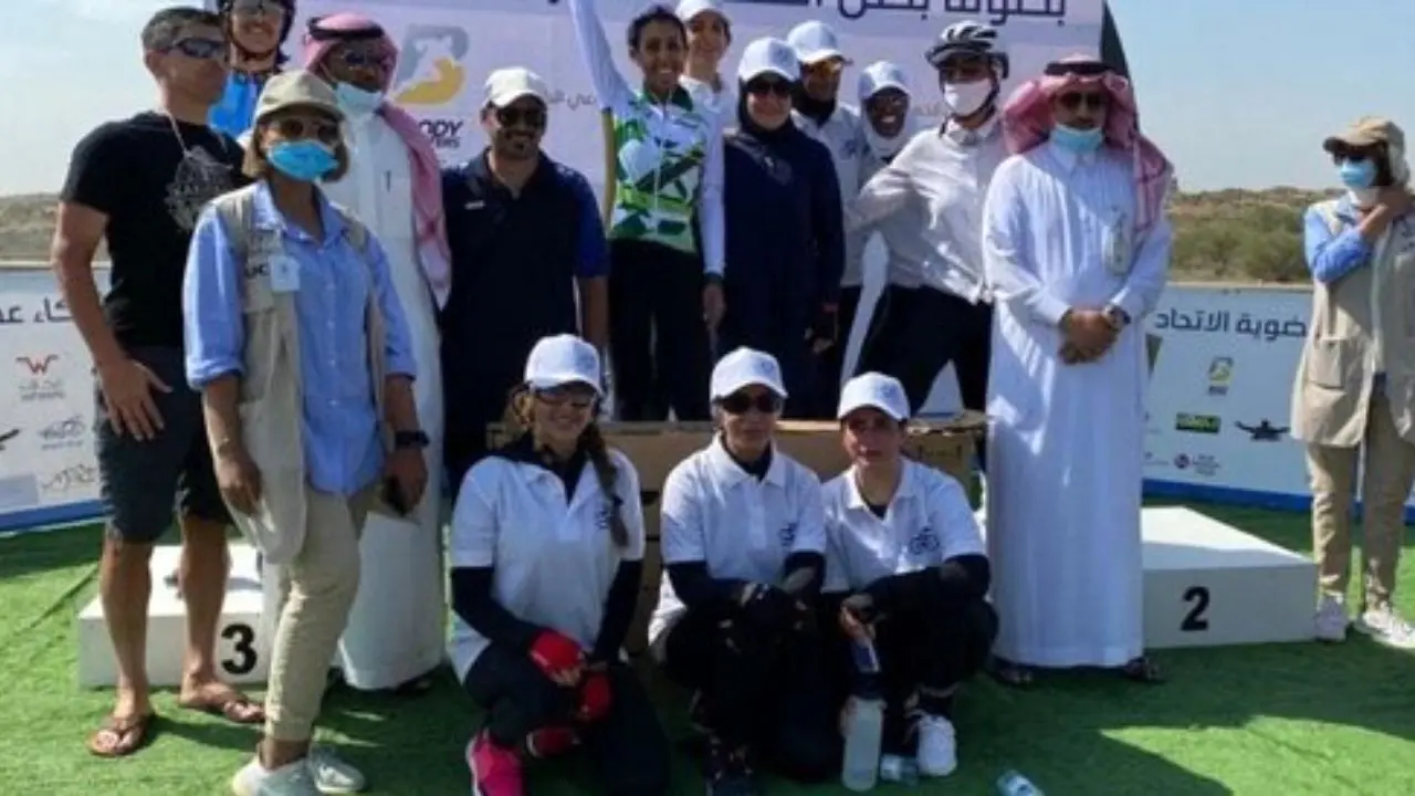 مسابقات دوچرخه سواری زنان برای اولین بار در عربستان برگزار شد