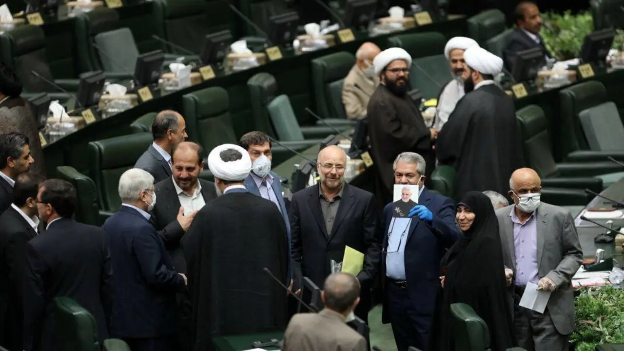 وزن‌کشی اصولگرایان مجلس در میدان فراکسیون اکثریت