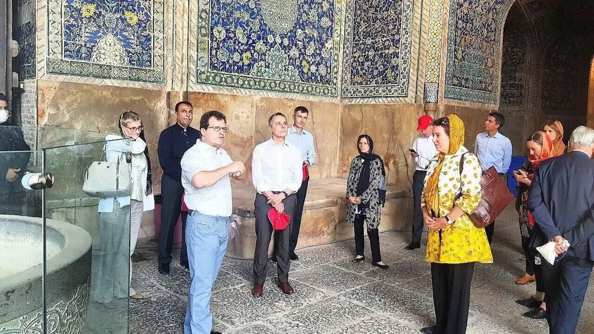 دیدار وزیر خارجه سوئیس از آثار تاریخی اصفهان