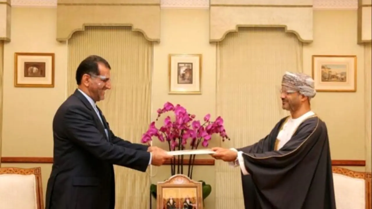 سفیر جدید ایران در مسقط استوارنامه خود را تسلیم وزیر خارجه عمان کرد