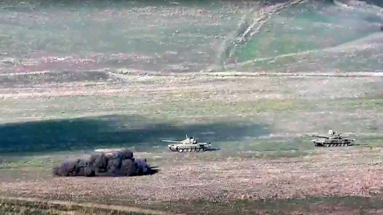 نقطه‌زنی تانک‌های آذربایجان در قره‌باغ توسط ارمنستان+ ویدئو