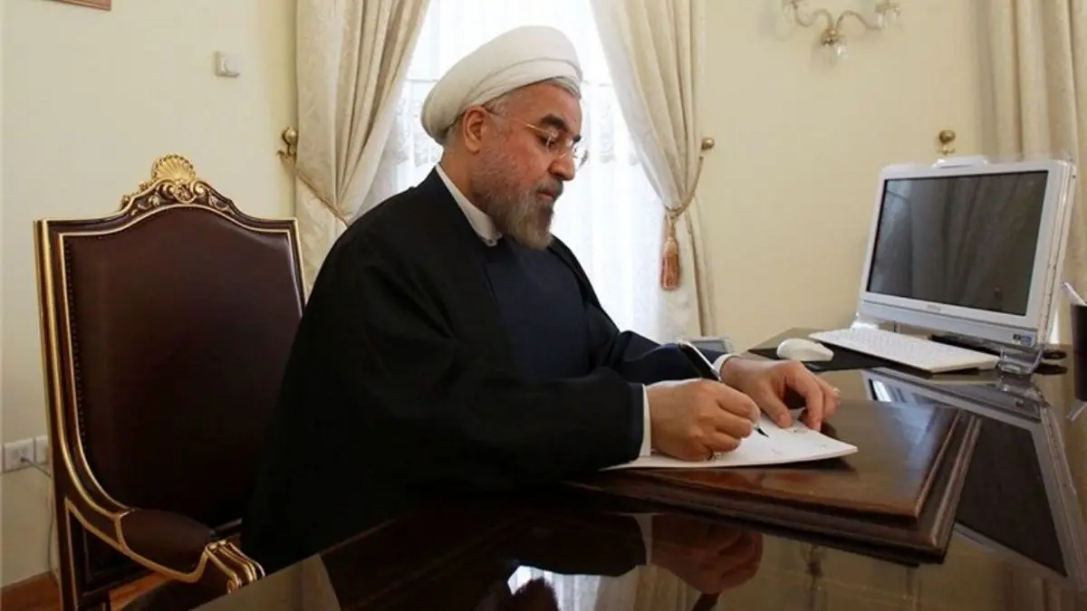 روحانی، وزیر صنعت، معدن و تجارت را معرفی کرد