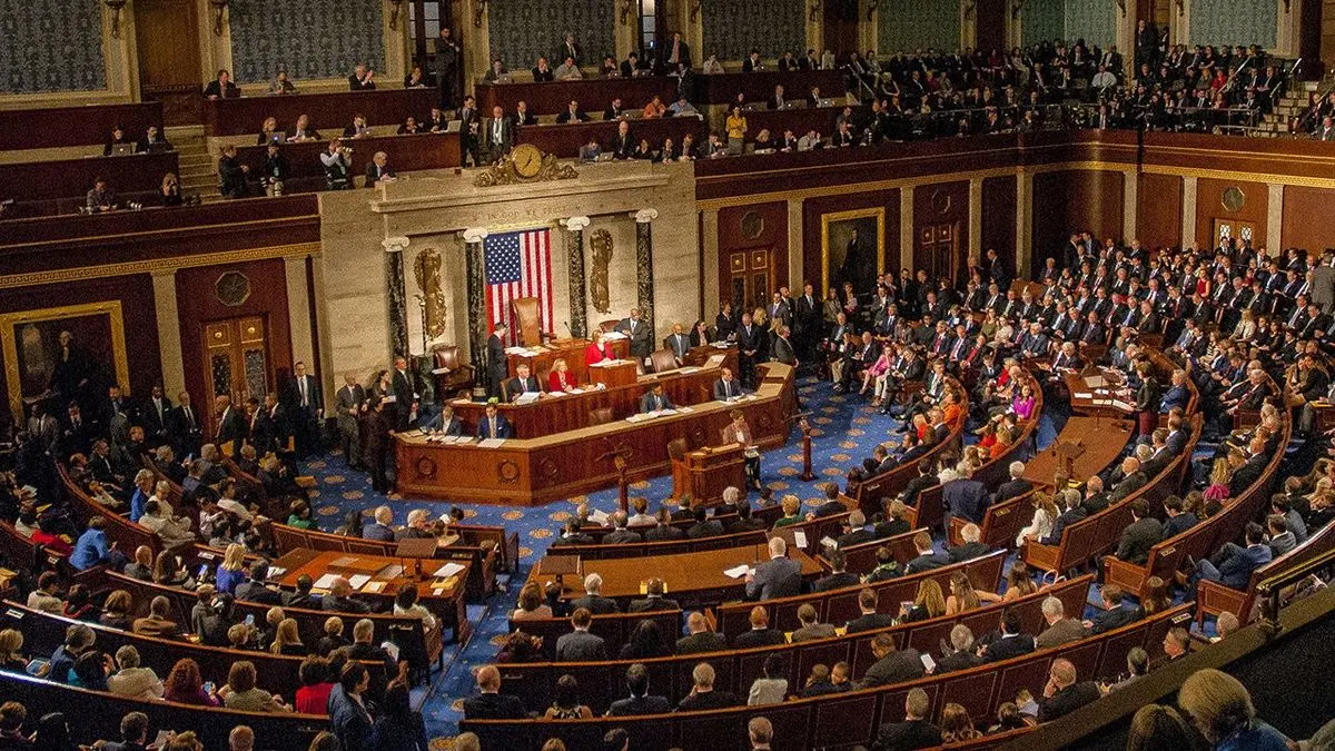 تصویب لایحه‌ ای برای جلوگیری از تعطیلی دولت در کنگره