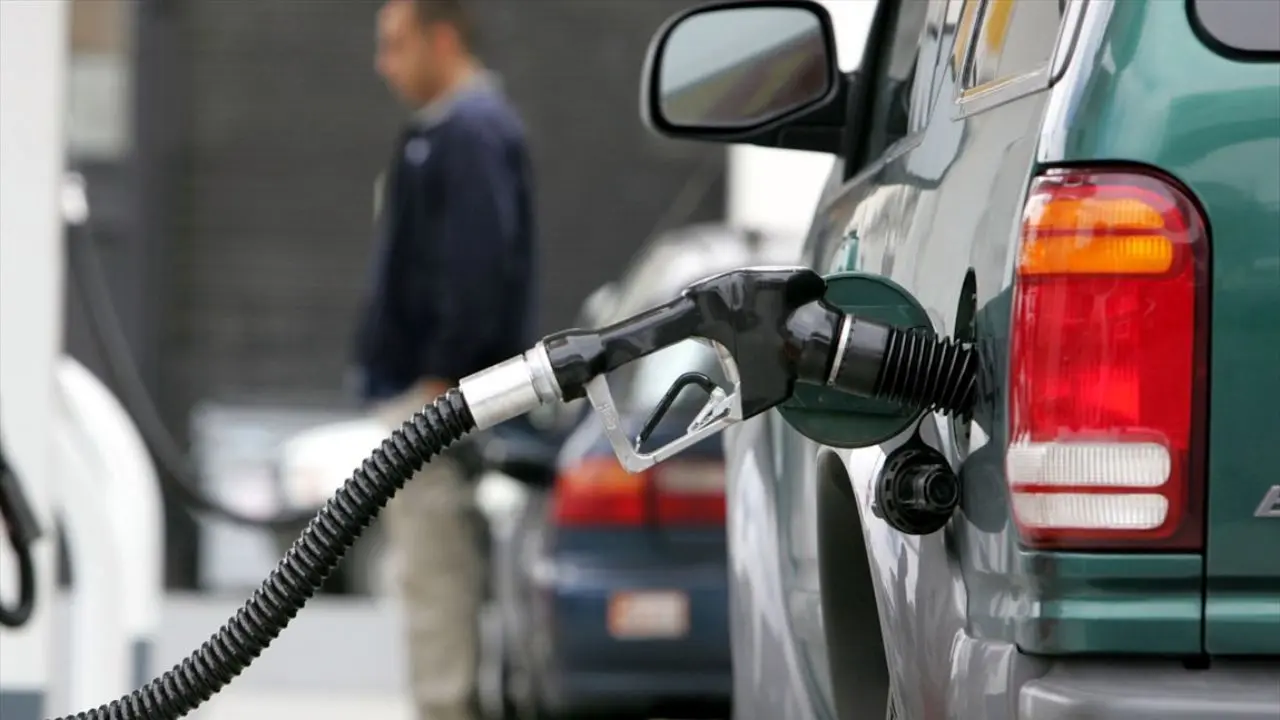 ممنوعیت خرید و فروش خودروی بنزینی در کالیفرنیا از سال 2035
