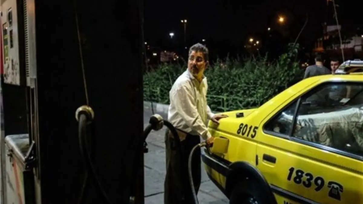 وزارت نفت باید در مقدار سوخت تحویلی به تاکسی‌ها نظارت داشته باشد