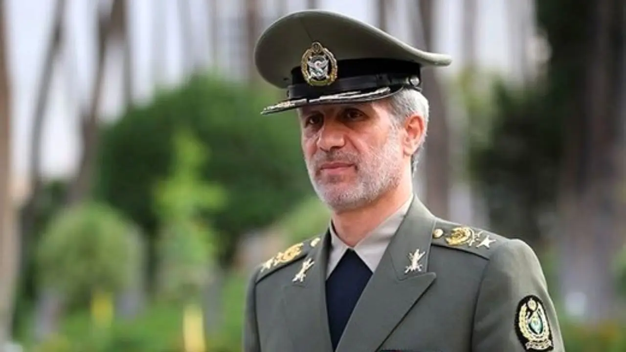 هشدار وزیر دفاع به ارمنستان و آذربایجان نسبت به اصابت خمپاره به خاک ایران