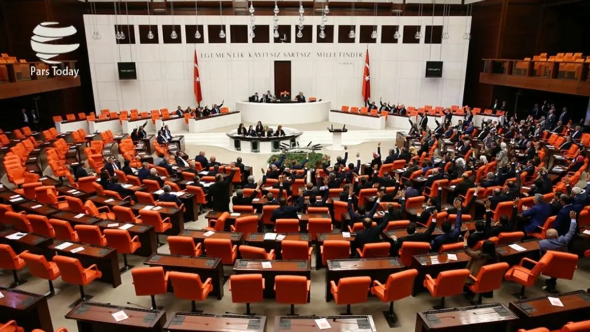 نمایندگان پارلمان ترکیه اعزام نظامیان به آذربایجان را مورد بررسی قرار می دهند