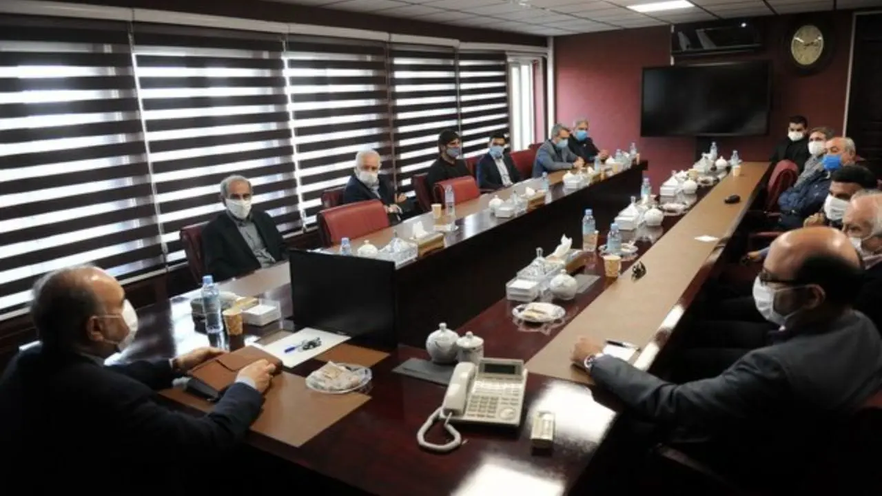 جلسه وزارت ورزش درباره پرداخت بدهی های خارجی استقلال
