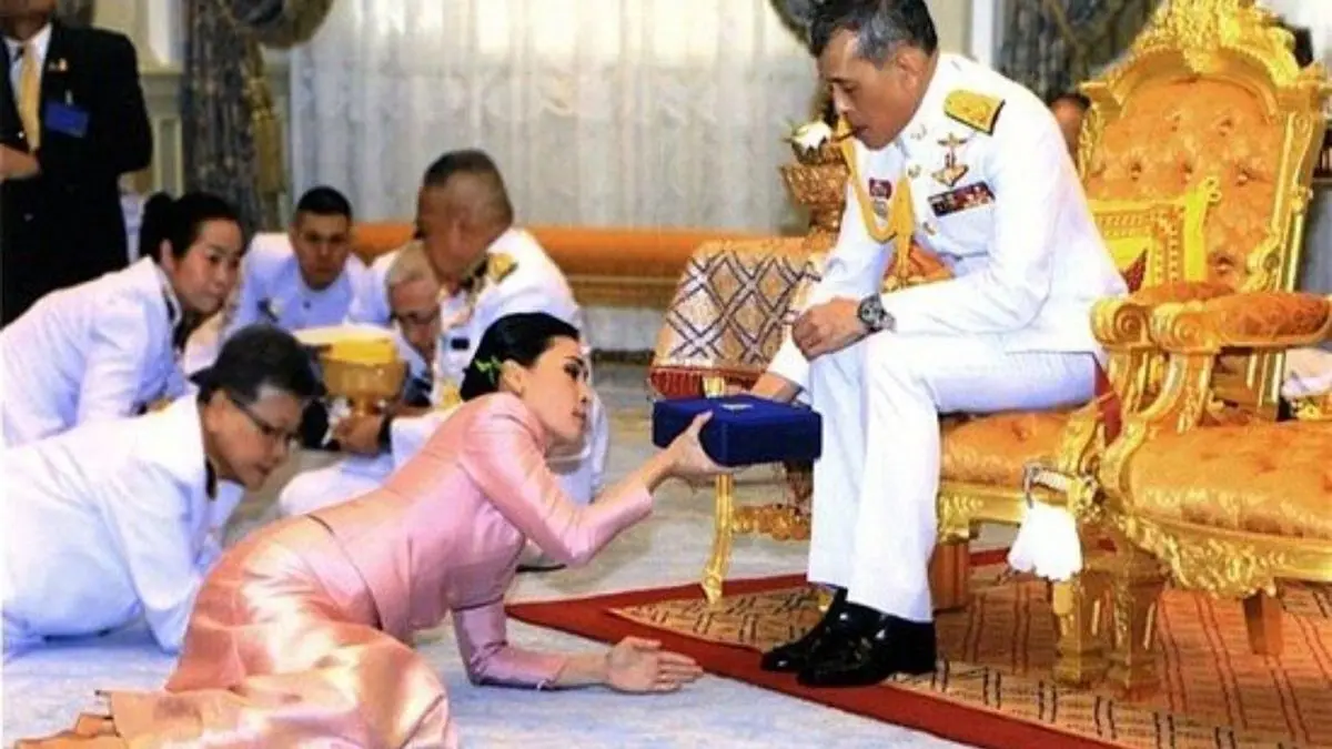 پادشاه تایلند به شخصیت منفور کشورش تبدیل شده است