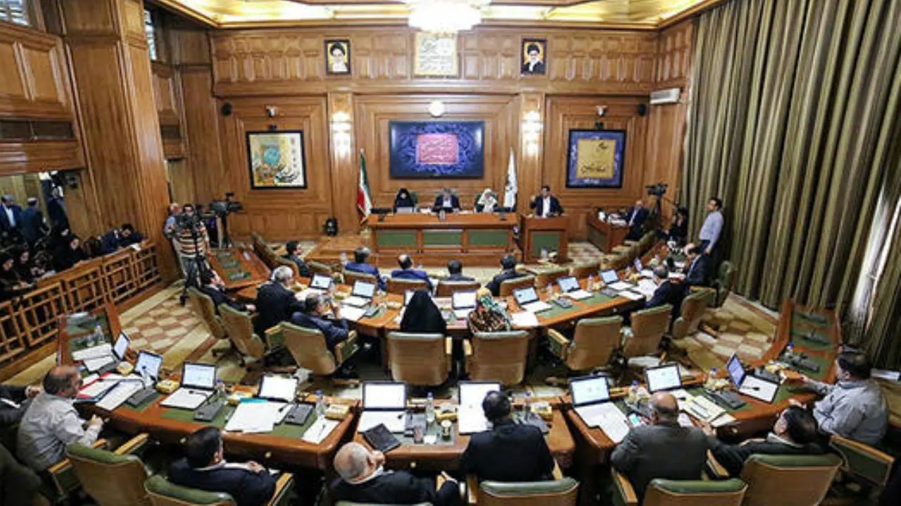 تعطیلی دو هفته ای شورای شهر تهران تکذیب شد