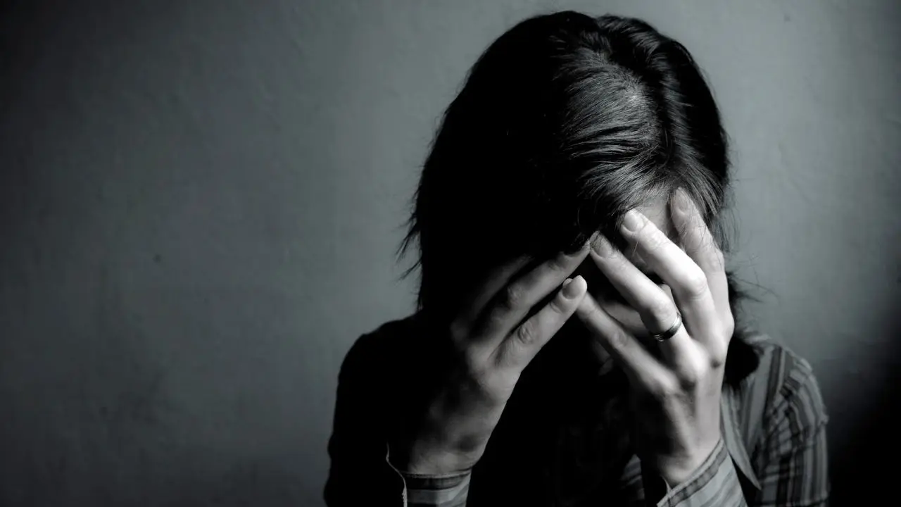افسردگی دوران کرونا در زنان بیش از مردان است