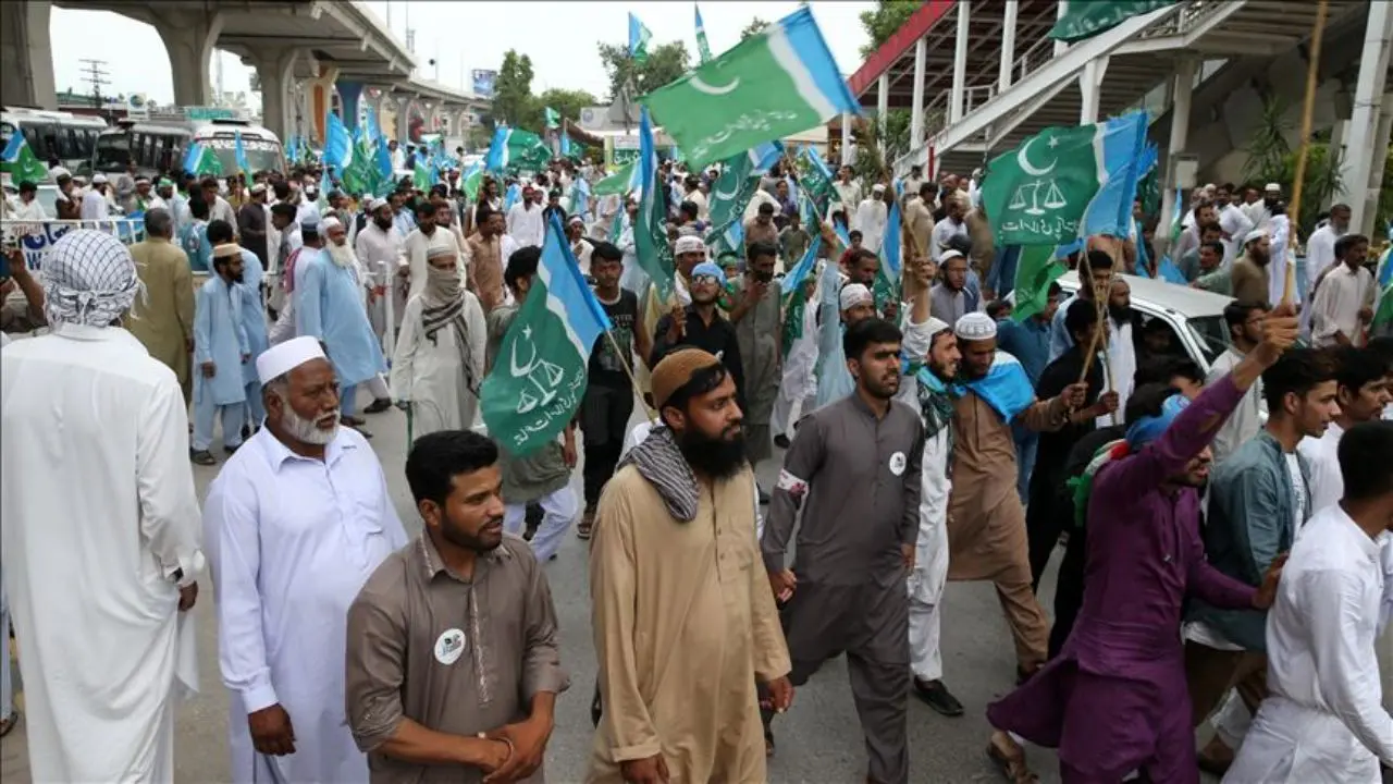 اعتراضات گسترده مخالفان دولت پاکستان