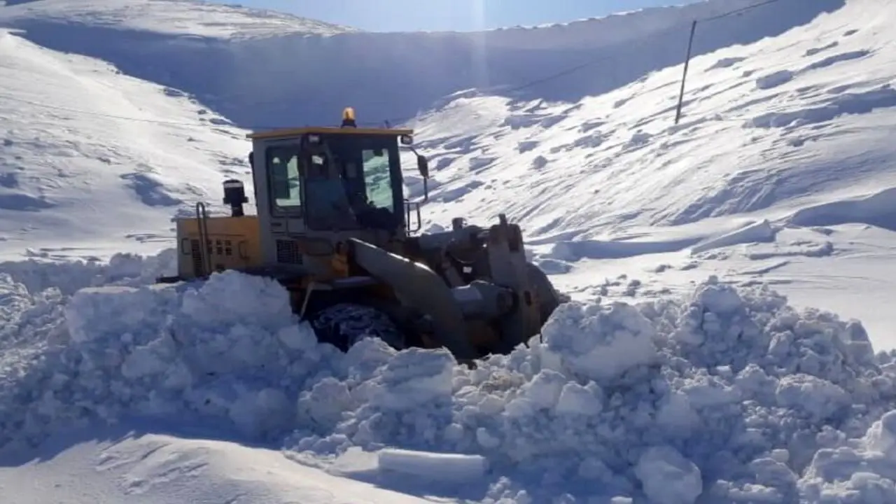 11 استان درگیر برف و کولاک است