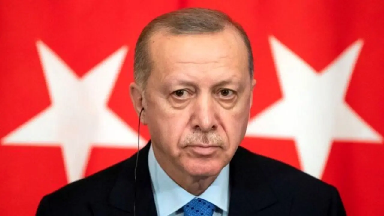واکنش‌های مقام‌ها و چهره‌های سیاسی به شعرخوانی رئیس‌جمهور ترکیه / یکپارچه علیه اردوغانیسم