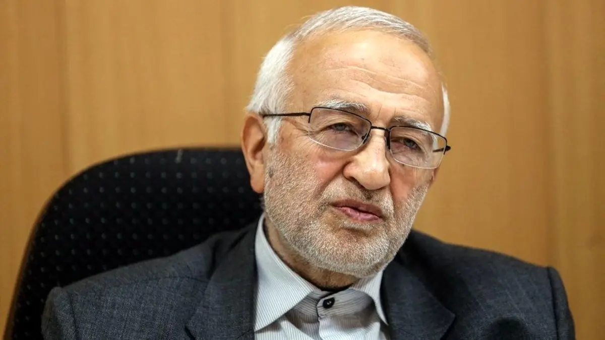 آقای هاشمی از زمان ریاست جمهوری‌اش، بحث حل مشکل ارتباط با آمریکا را با مقام معظم رهبری داشت