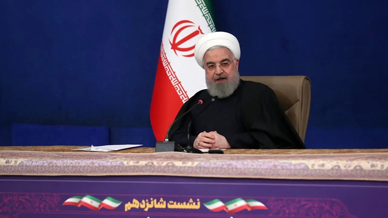 حسن روحانی در نشست خبری خود به چه کسانی کنایه ‌زد / رئیس‌جمهوری پاسخ بنی‌صدر سازان را داد؟ / من احمدی‌نژاد نیستم