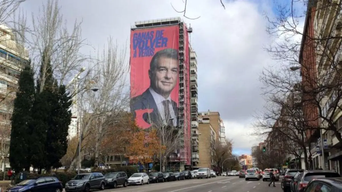 تبلیغات جنجالی لاپورتا در شهر مادرید + عکس