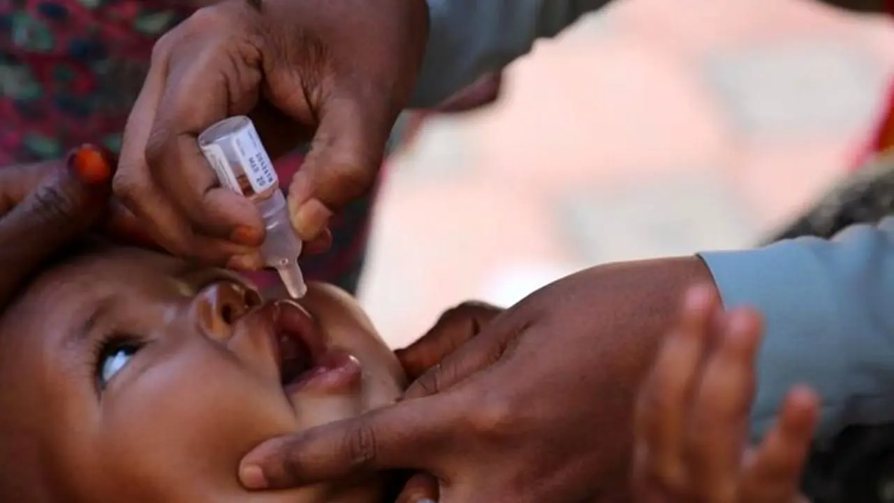 «ویروس کرونا» می‌تواند باعث فلج کودکان شود