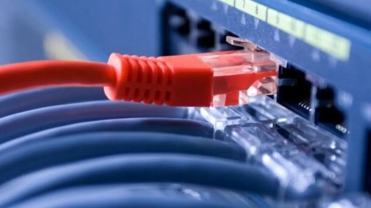 از سیر تا پیاز همراهی دستگاه‌های اجرایی در تحقق دولت الکترونیک / رضا باقری‌اصل: 3 هزار و 70 سرویس کاملا الکترونیکی شده‌اند