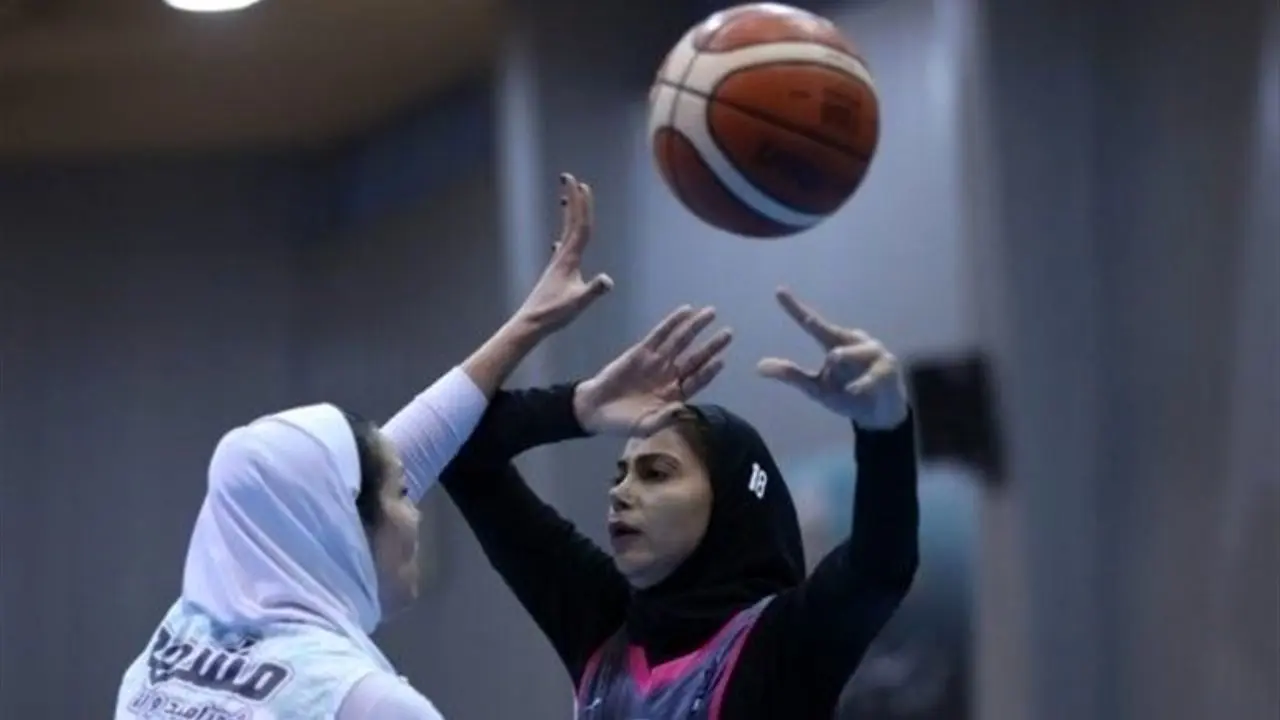نارسیا، صدرنشین لیگ بسکتبال زنان ایران شد