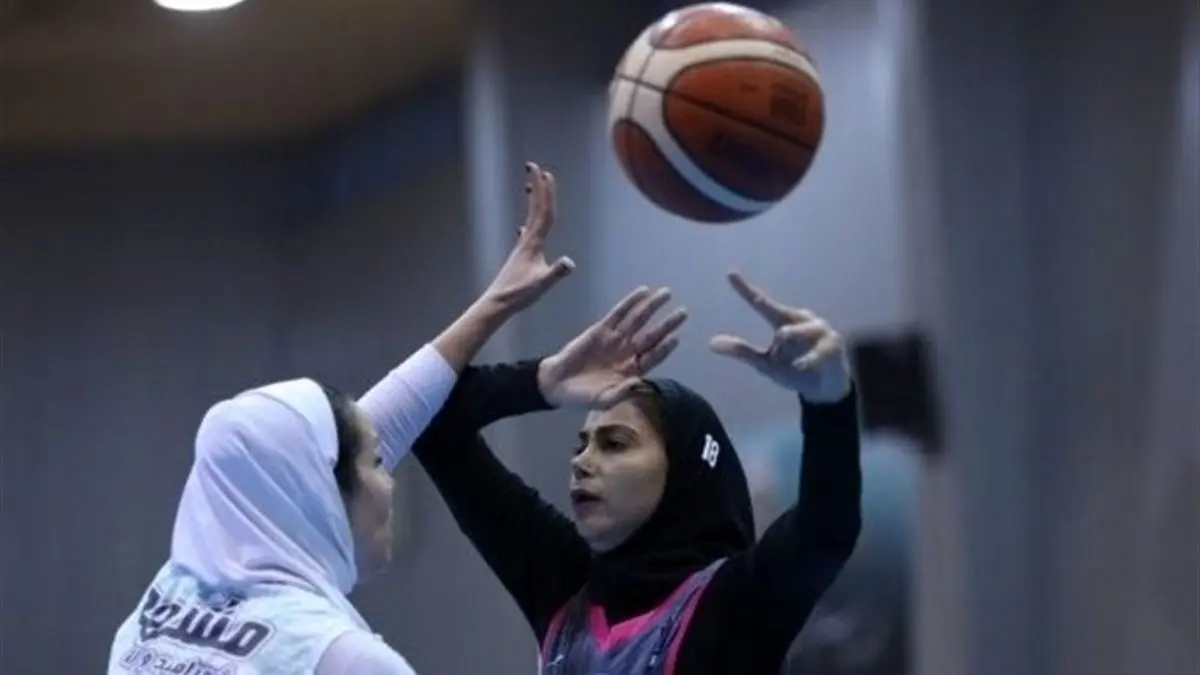 نارسیا، صدرنشین لیگ بسکتبال زنان ایران شد
