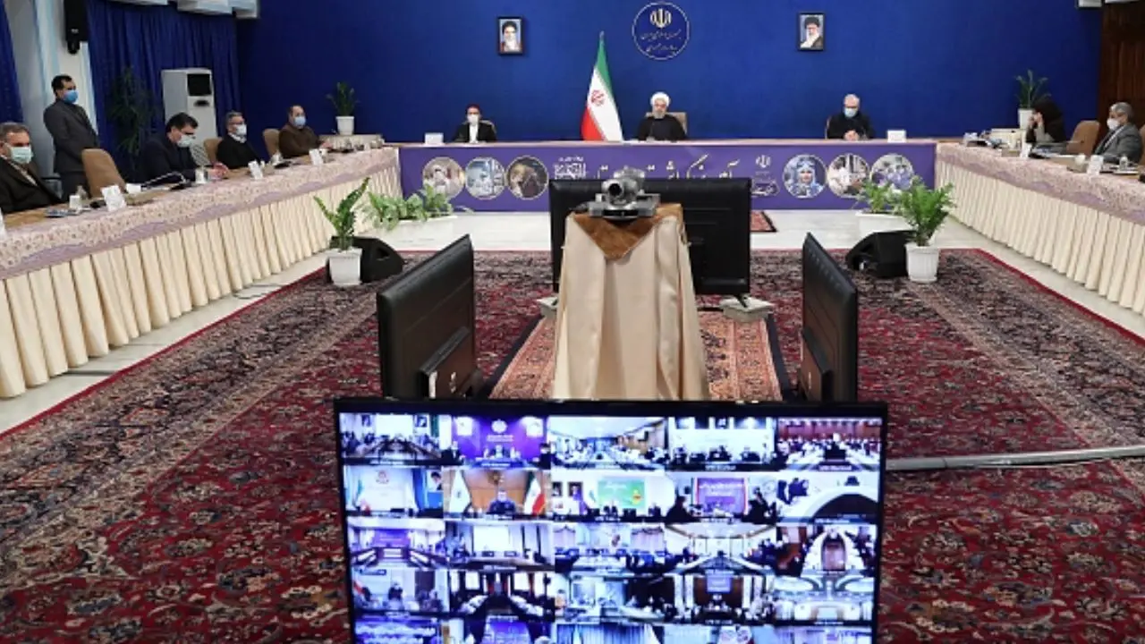 گفت‌وگوی ویدئوکنفرانسی رییس‌جمهور با پرستاران از 65 نقطه‌ی ایران + عکس