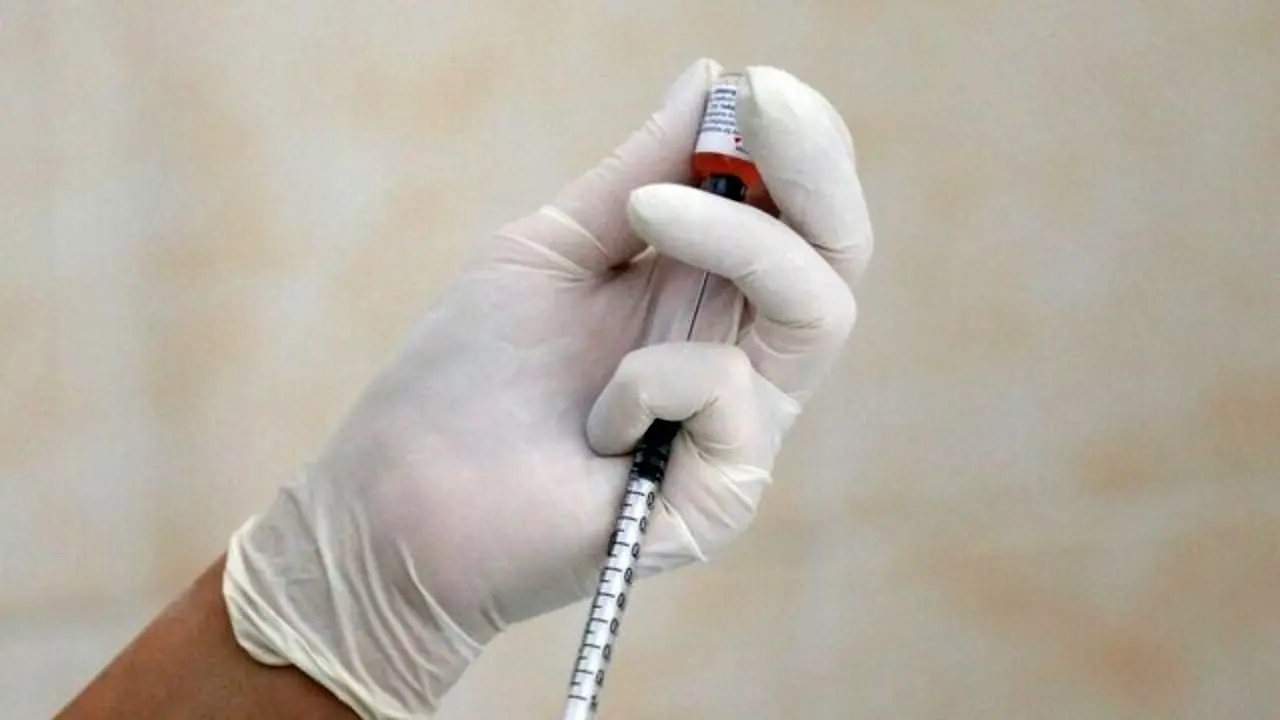 اعلام آمادگی بیش از 27 هزار نفر برای تست انسانی واکسن کرونای ایرانی