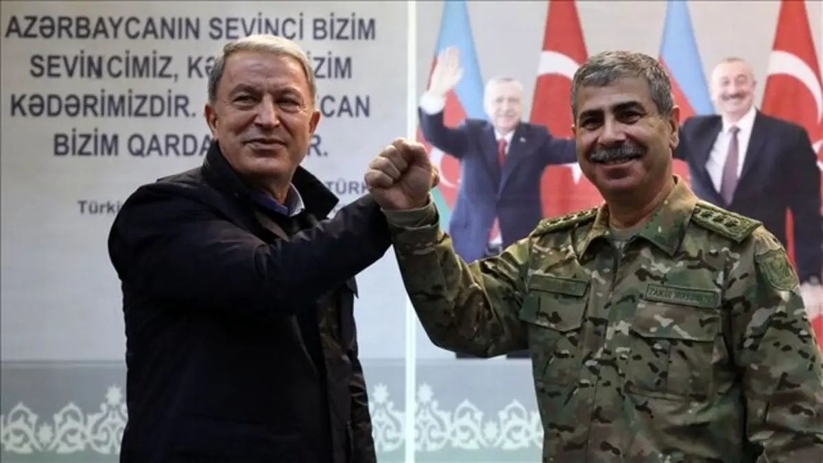 دیدار وزیر دفاع ترکیه با همتای آذربایجانی خود